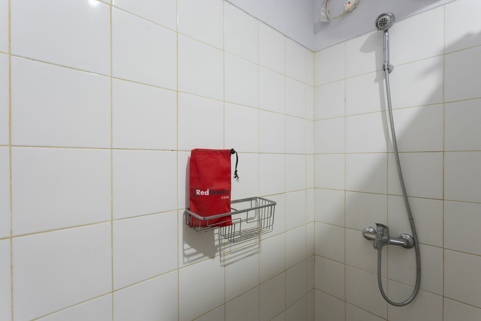 Reddoorz Plus Near Cilandak Town Square 2 Джакарта Экстерьер фото